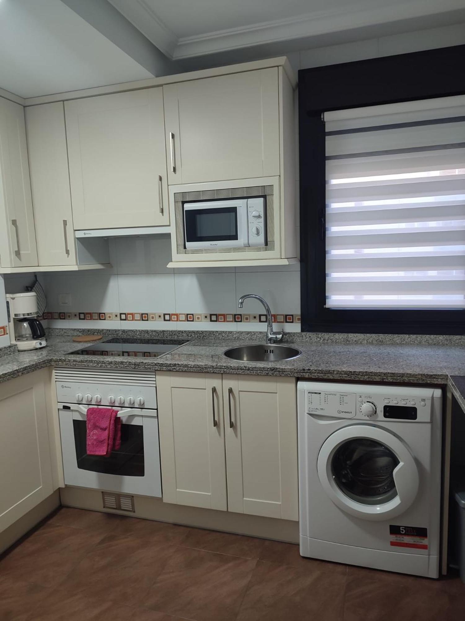 Apartamento Florida-Natura Oviedo Ngoại thất bức ảnh